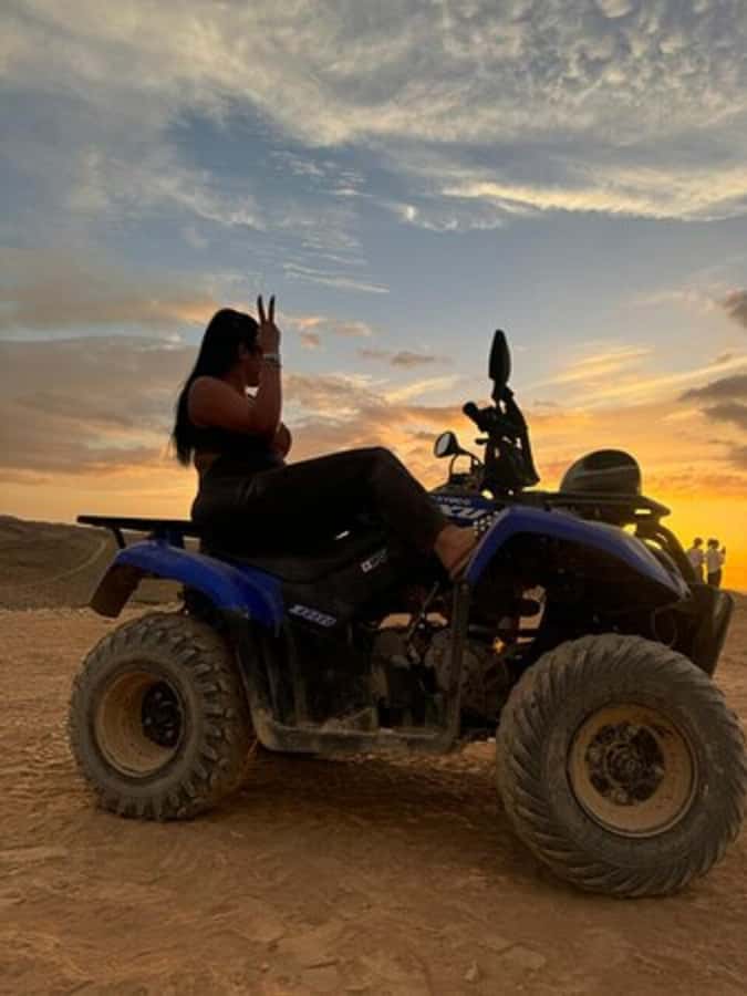 Marrakech: Agafay Desert Quad Biking with Dinner & Show - Should you book it?