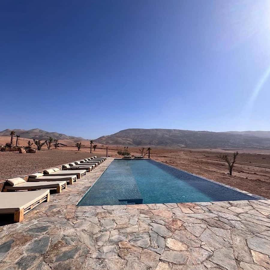Marrakech: Agafay Desert Quad & Camel Rides with Dinner Show - Why Agafay works for a one-day desert escape