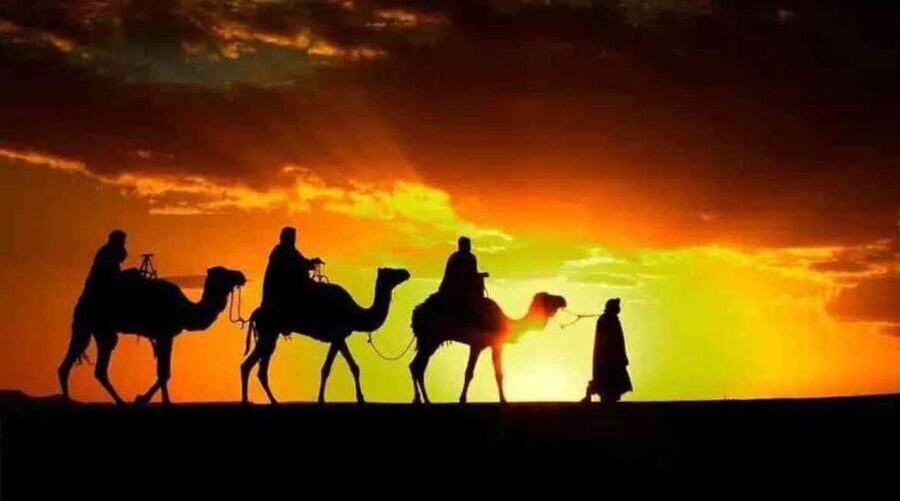 Marrakech: Agafay Desert Sunset, Camel Ride, Dinner and Show - Dinner at the Desert Camp