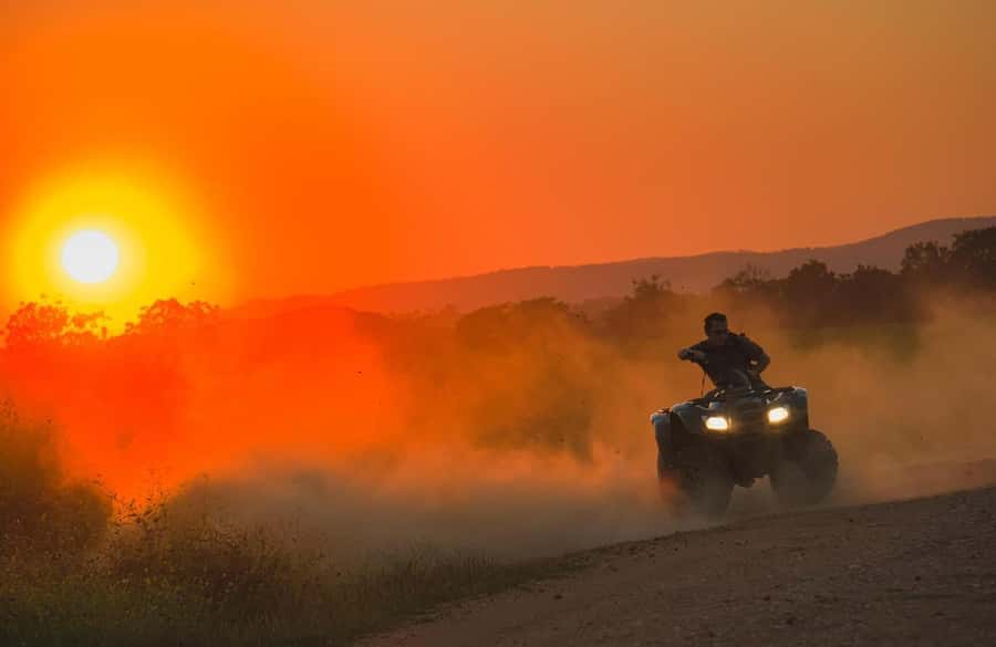 Marrakech: Agafay Desert Tour Quad bike & Dinner fire show - Leaving Marrakech for Agafay’s dry hills