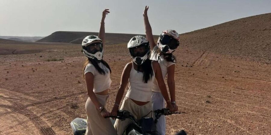 Marrakech: Agafay Desert Tour Quad bike & Dinner fire show - Dinner under the stars at the desert camp
