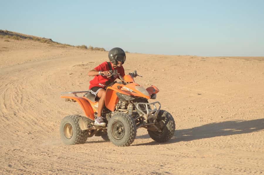 Marrakech: Agafay Desert Trip with Activities and Dinner - Moroccan dinner under the stars