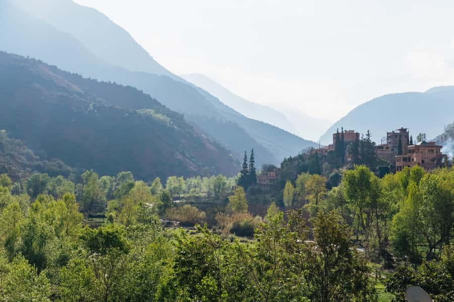 Marrakech: Atlas Mountains and 5 Valleys Day Tour with Lunch - Oukaimeden and the quieter mountain roads