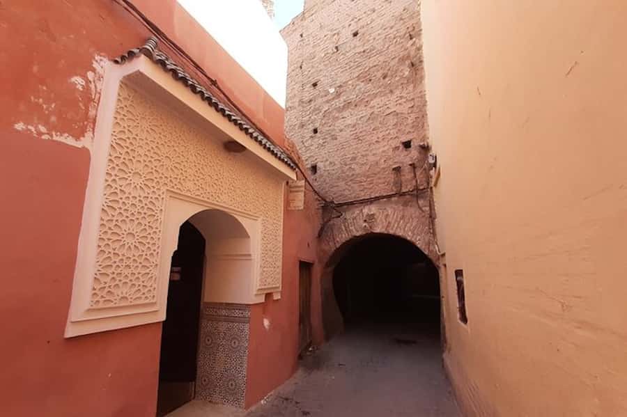 Marrakech: Authentic Moroccan Hammam Experience in Mouassine - Step One: Black Soap Softens the Skin