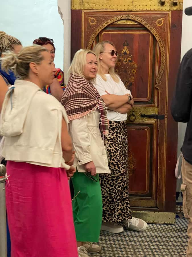 Marrakech: Bahia Palace, Madrassa & Souks Guided Tour - Walking through the souks without losing the thread