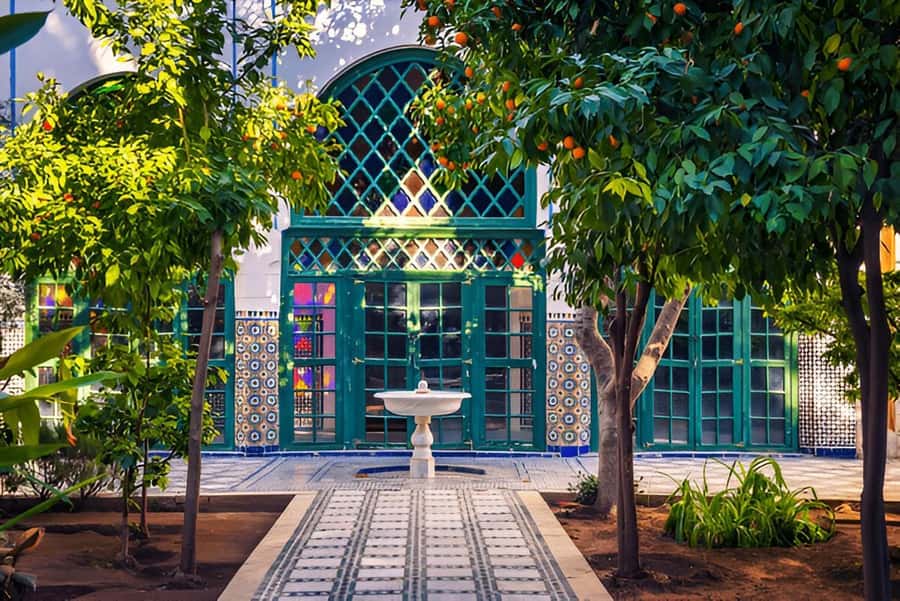 Marrakech: Bahia Palace, Saadian Tombs, & Koutoubia Mosque - Bahia Palace, where detail matters more than size