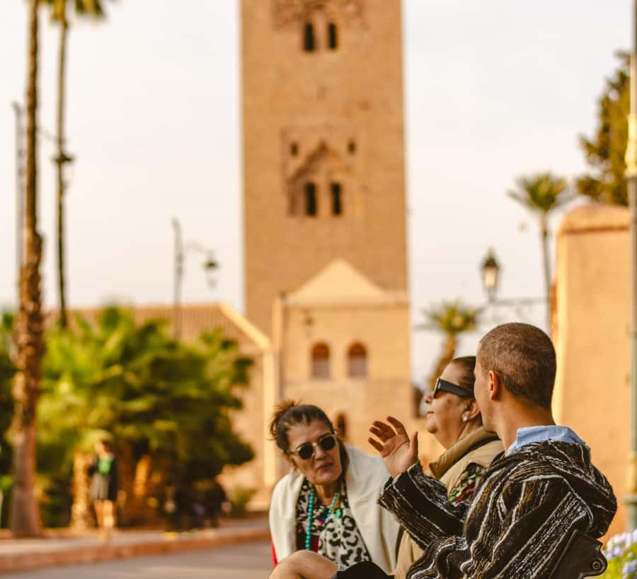Marrakech: Bahia Palace, Saadian Tombs & Top Highlights Tour - Who will get the most from this four-hour walk
