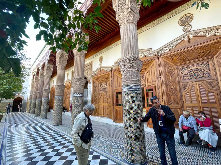 Marrakech: Ben Youssef Medersa, Le Jardin Secret & Souk Tour - Souk Semmarine, Souk El Attarine, and working craft shops