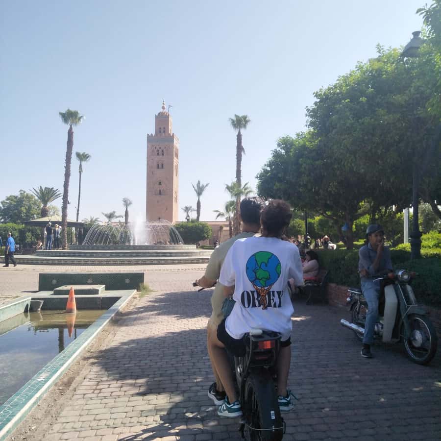 Marrakech: Bicycle Tour with a Local Guide - Bahia Palace and the route toward Jemaa el Fnaa
