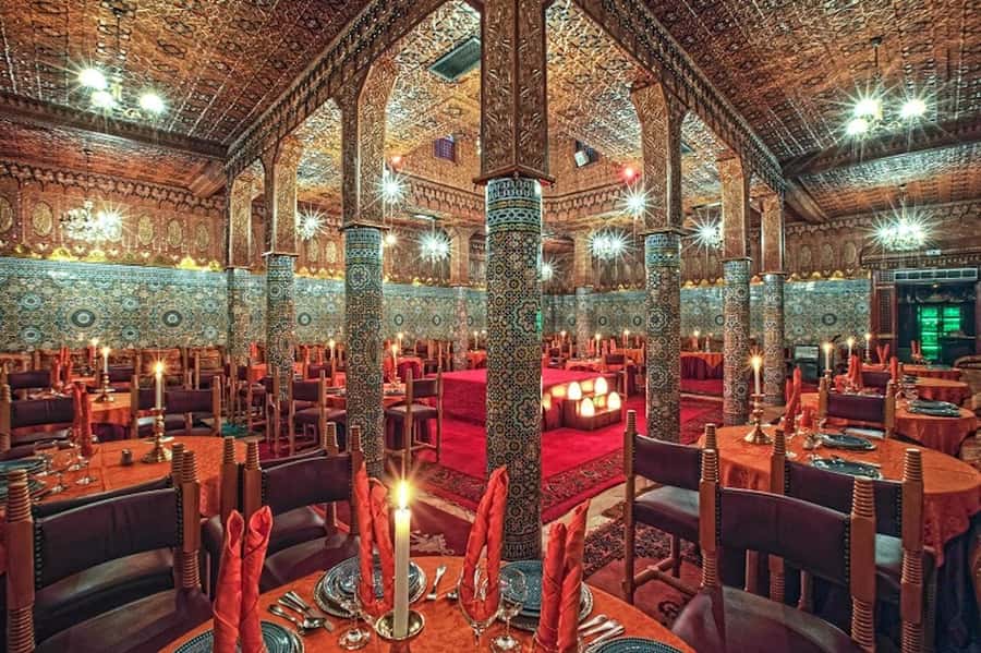 Marrakech: Dinner Show at Dar Essalam Restaurant - How the entertainment feels during dinner