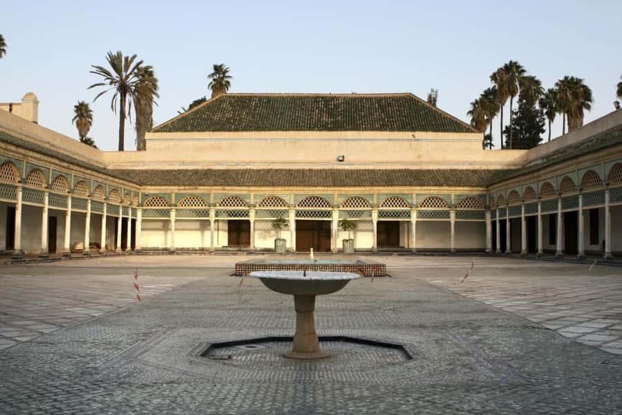 Marrakech Full-Day Guided Tour with Lunch - Entering the souks by trade and neighborhood