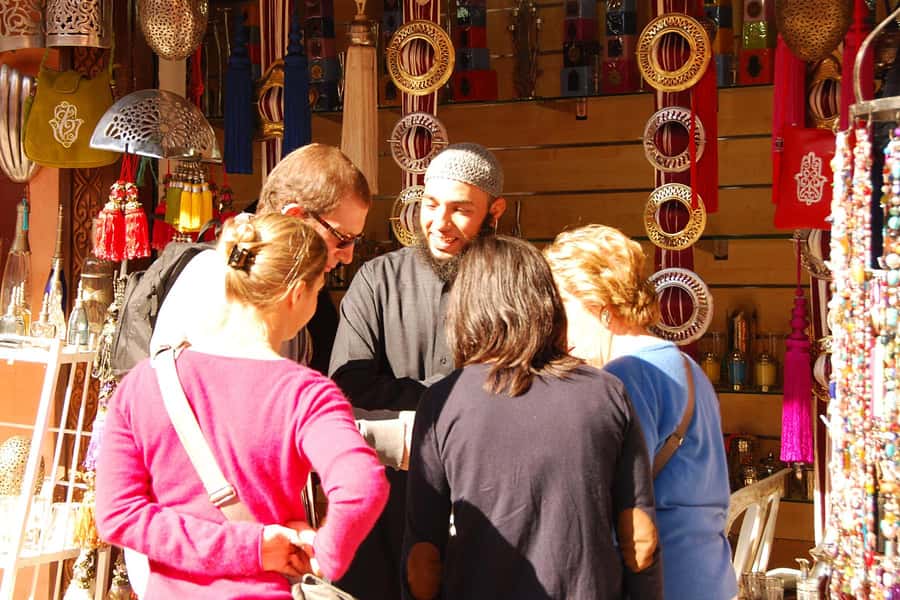 Marrakech Guided Souks Tour with a Local Insider - Food, tea, and the limits of what is included