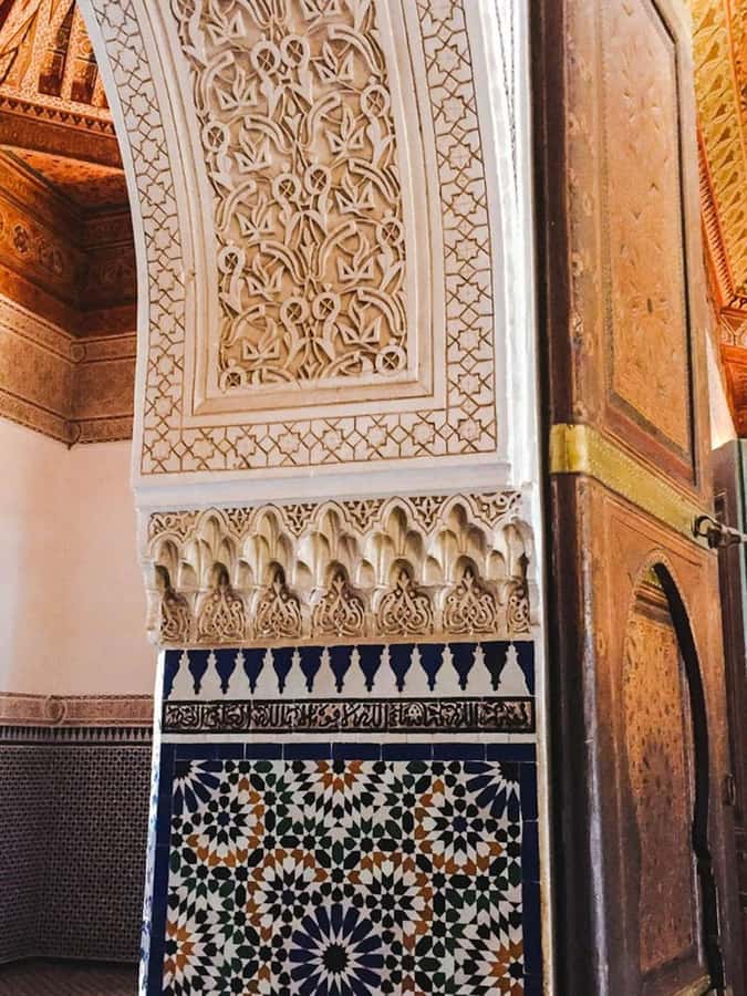 Marrakech: Half-Day Guided Journey through History & Culture - Jemaa el-Fnaa after the monuments