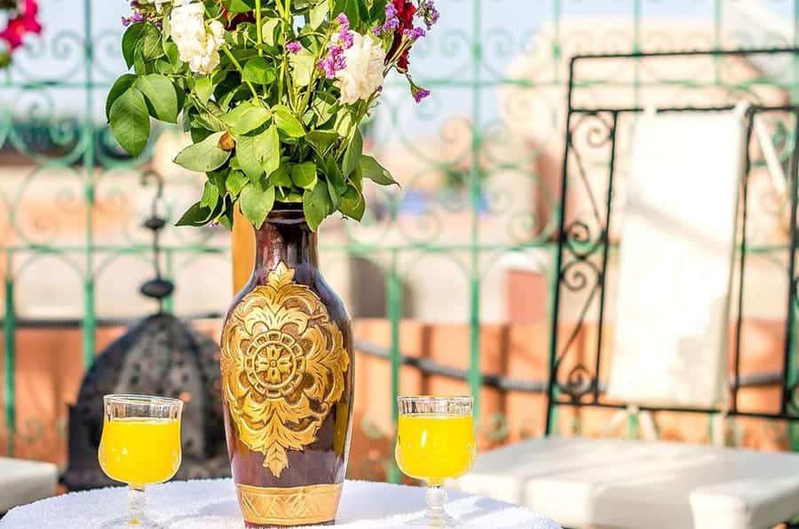 Marrakech: Half-Day Tour with Buggy Ride, Camel Ride and Spa - The Medina spa: hammam, eucalyptus scrub, and massage