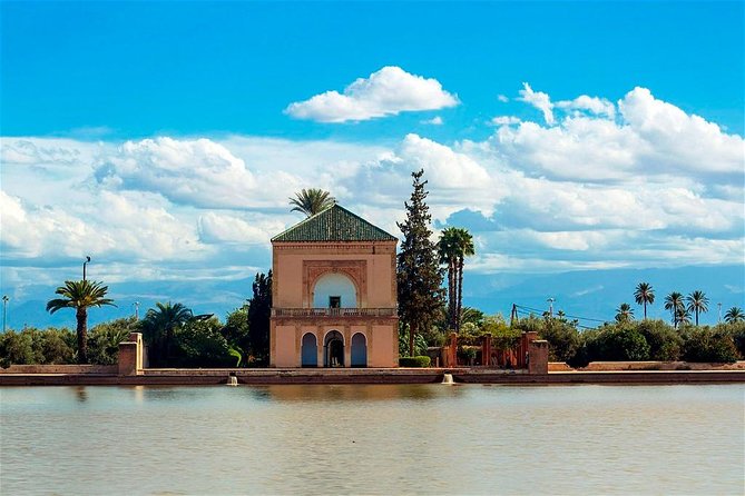 Marrakech Historical and Cultural Tour - Half Day City Tour - Saadian Tombs and the crowd problem