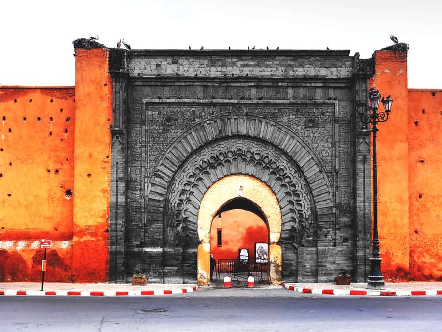 Marrakech: Horse-Drawn Carriage Tour - Leaving the Medina walls behind