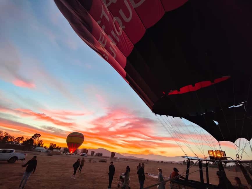 Marrakech: hot-air balloon flight with view of the Atlas Mountains and Berber breakfast - Transport, timing, and the risk of disruption