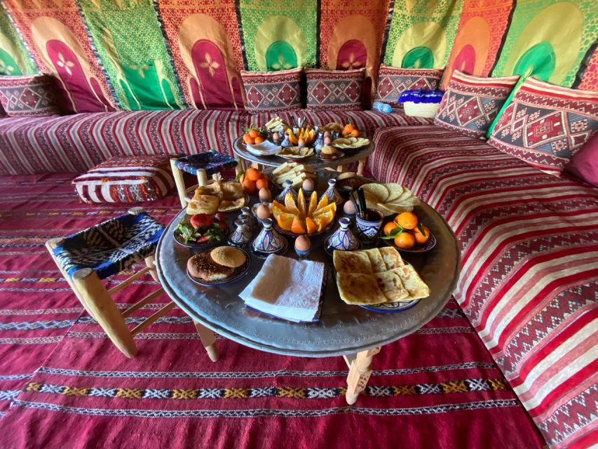 Marrakech: Hot Air Balloon Ride with Traditional Breakfast - A Berber breakfast under a traditional tent