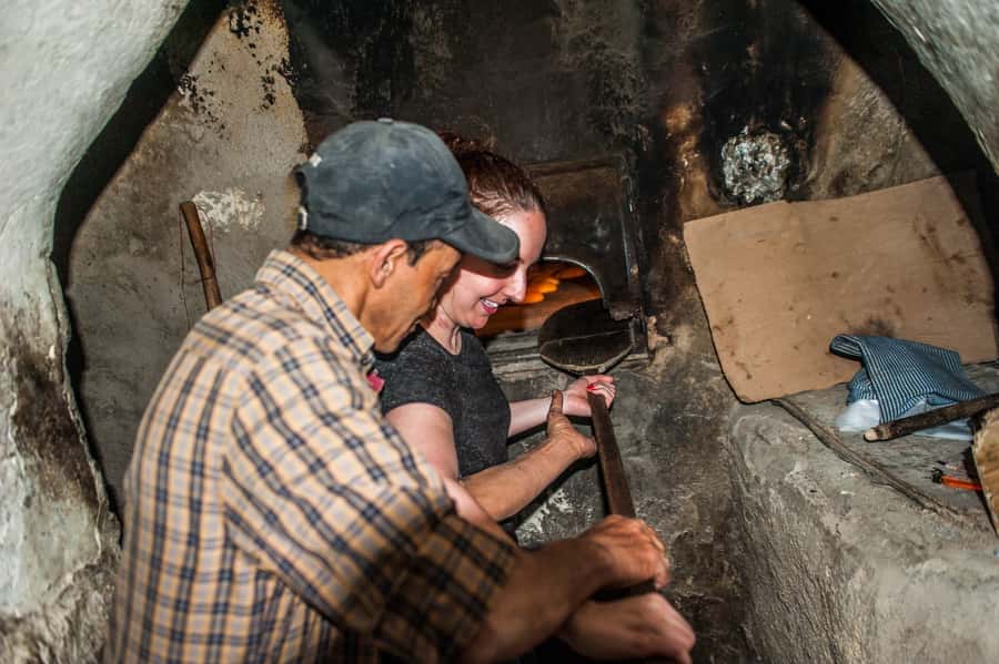 Marrakech: Jemma El Fnaa Food Tour with Dinner - Bread, communal ovens, and less familiar dishes