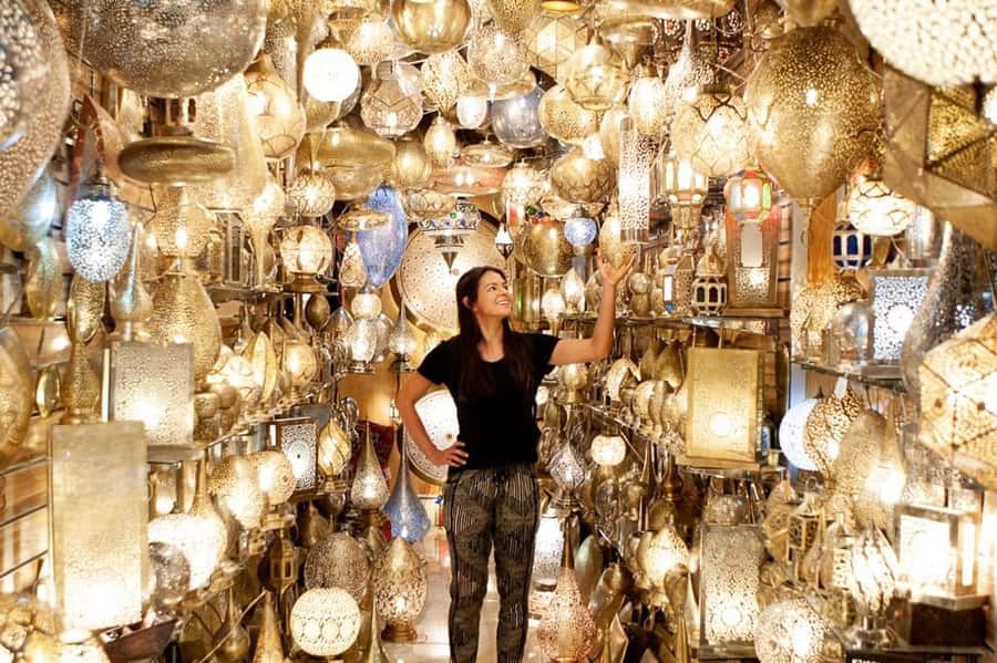 Marrakech: Medina and Souks Walking Tour - Choosing jewelry, leather, ceramics, and textiles