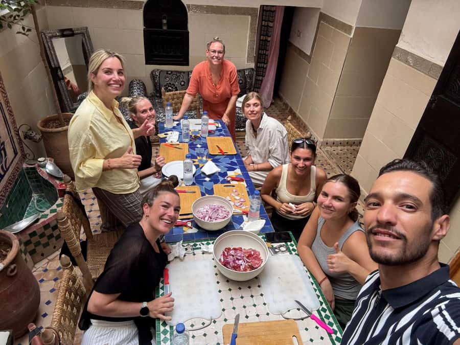 Marrakech: Moroccan Cooking Class with Local Chef - Preparing salads, zaalouk, and tagine