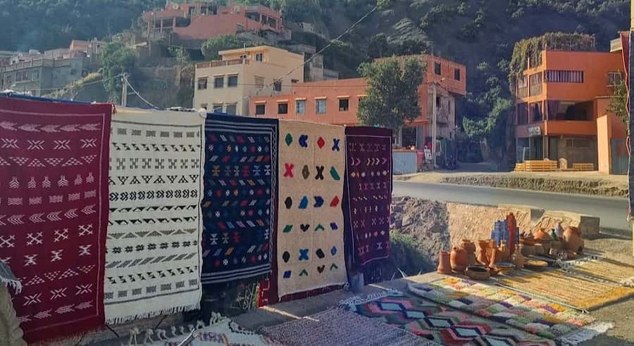Marrakech: Ourika Valley Waterfalls Hike & Traditional Lunch - The guides make the difference