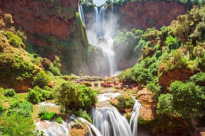 Marrakech: Ouzoud Waterfalls Guided Day Trip with Boat Ride - The boat ride beneath the cascade