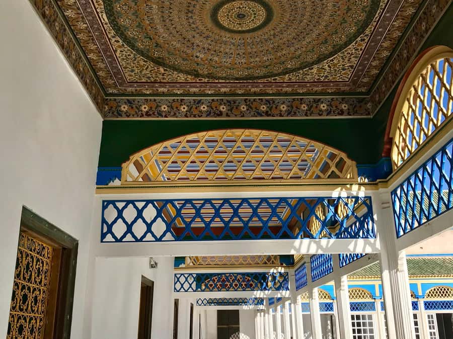 Marrakech: Palace, Museum, Madrasa & Medina Highlights Tour - Walking, access and what to bring
