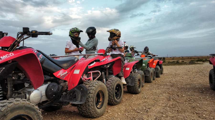 Marrakech: Palmeraie Guided Quad Biking Tour with Tea - Photo stops among the palms