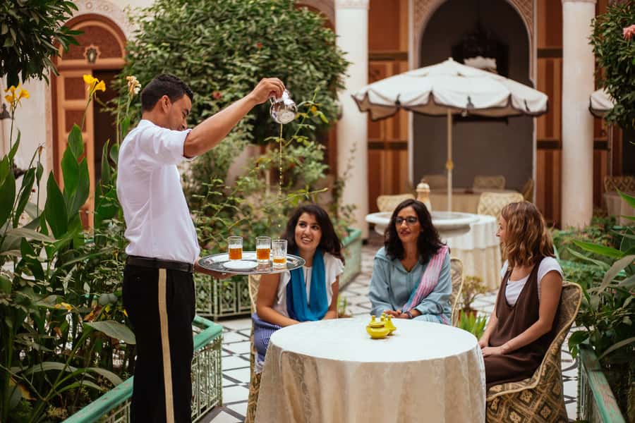 Marrakech: Private Food Tour – 10 Tastings with Locals - El Badii Palace and Marrakech history between bites