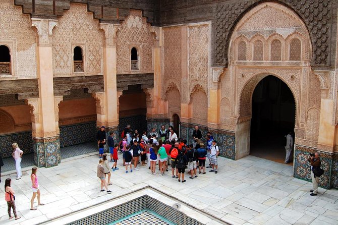 Marrakech: Private Guided Half-Day City Tour - The souks and the value of a local guide