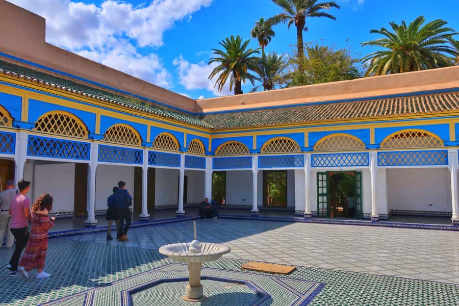 Marrakech: Private Half-Day City Highlights Tour - Moulay El Yazid Mosque and Bab Agnaou