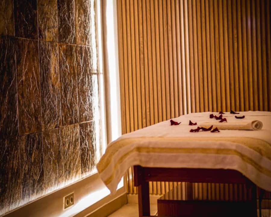 Marrakech: Romantic Spa Experience with Dinner - Argan oil massage and quiet time