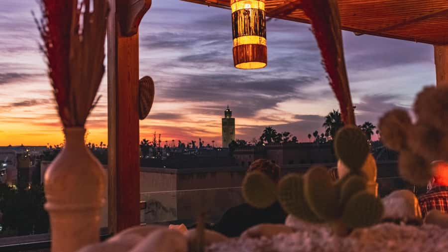 Marrakech: Rooftop Dinner with Koutoubia View - Choosing between the two dinner menus