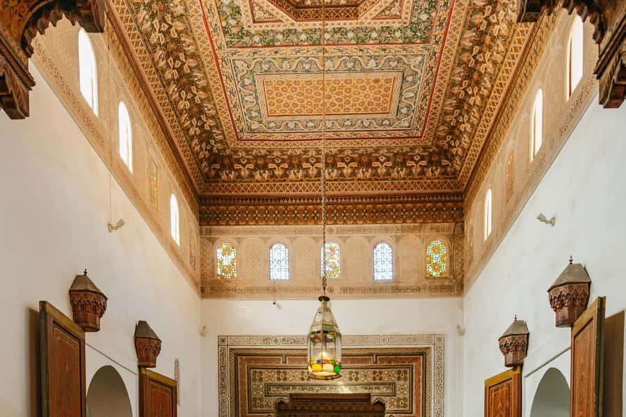 Marrakech: Saadian Tombs & Bahia Palace, Medina Guided Tour - Price, extra fees, and what you really receive