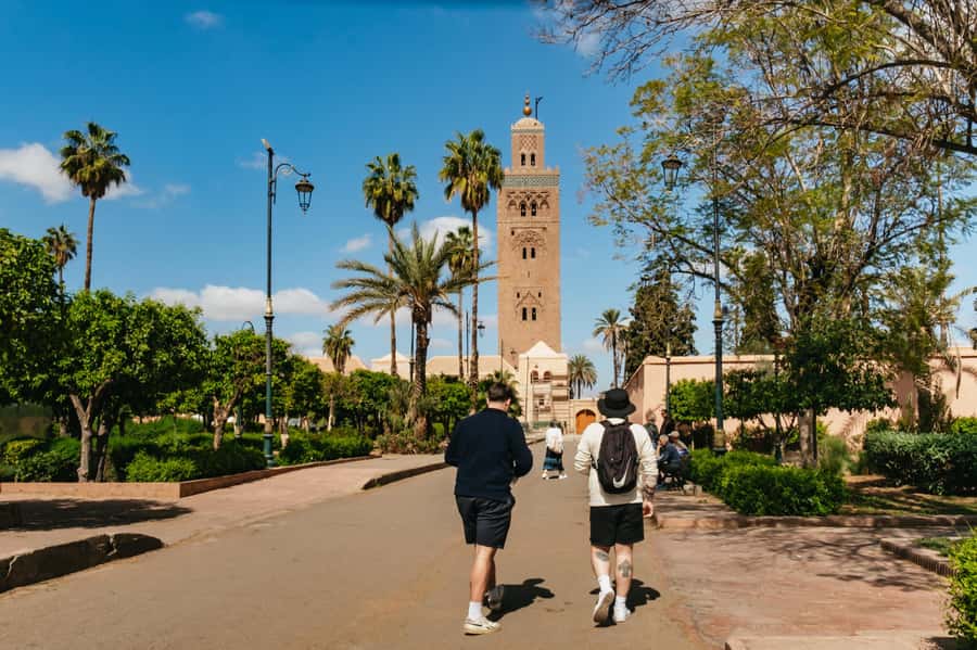 Marrakech: Saadian Tombs & Bahia Palace, Medina Guided Tour - Bab Agnaou and the Kasbah in brief