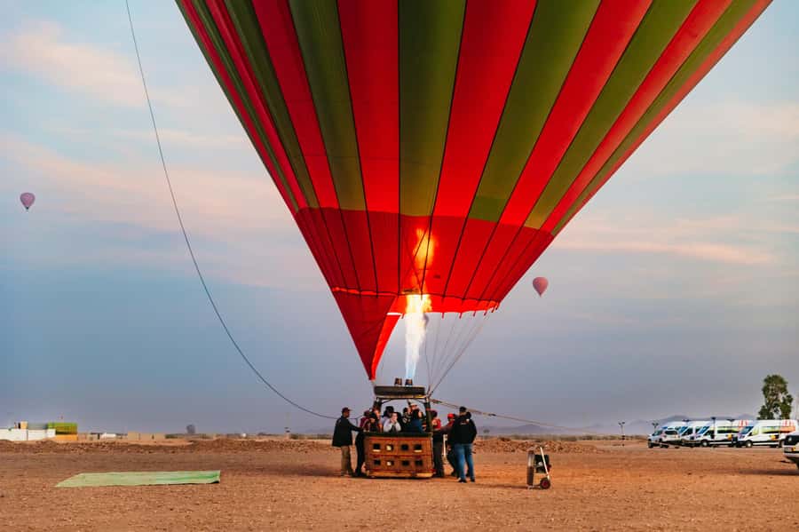 Marrakech: Shared Balloon Flight with Tea - Who should book this flight?