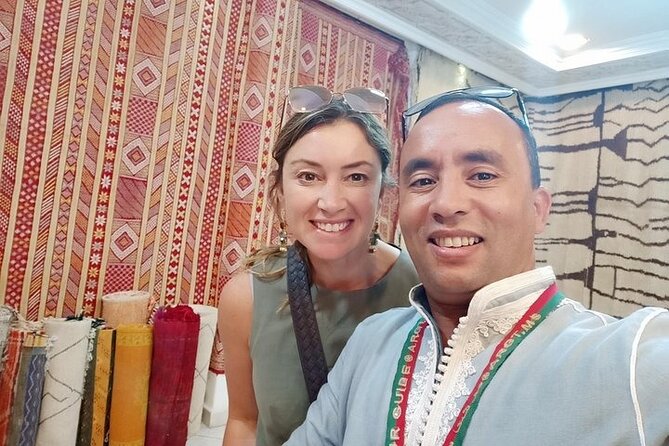 Marrakech Shopping Tours : Private Souks Tour - Berber carpets and the rug wholesalers of Zaouiat Lahdar