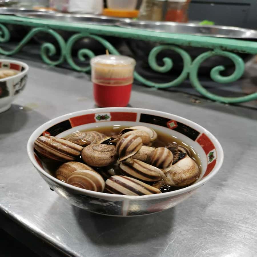 Marrakech: Street Food Tour with a Local Guide - Guide quality and the feel of the group