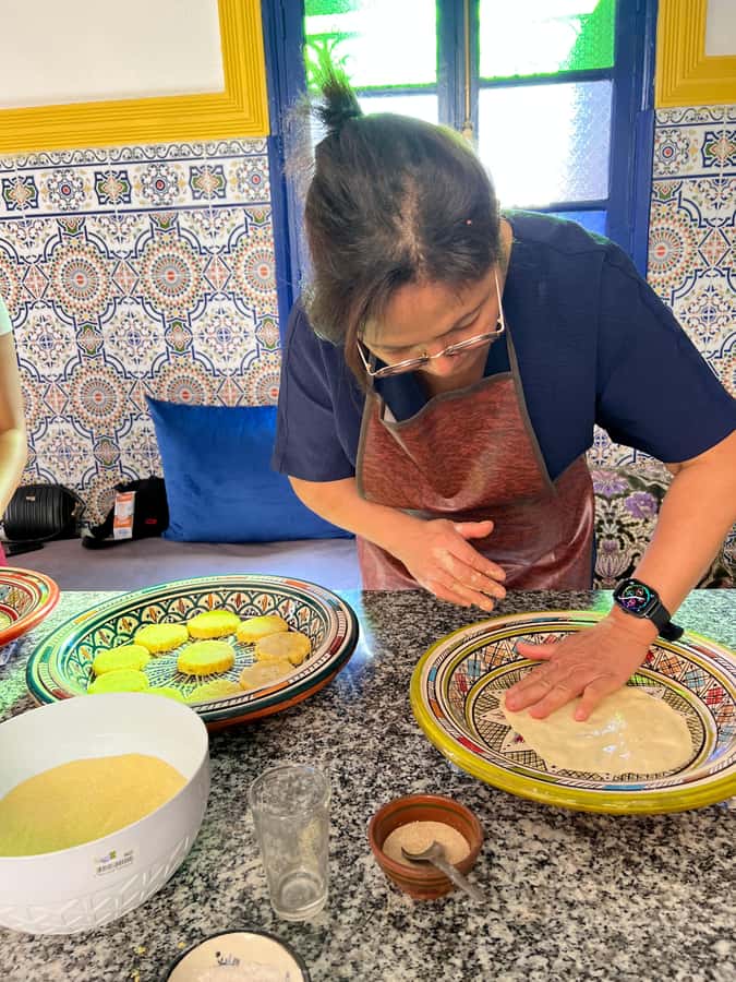 Marrakech: Traditional Moroccan Crepes & Bread Cooking Class - Booking and practical details