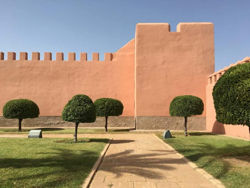 Marrakech TukTuk Private Tour in Medina with Pickup - Old landmarks and modern Marrakech