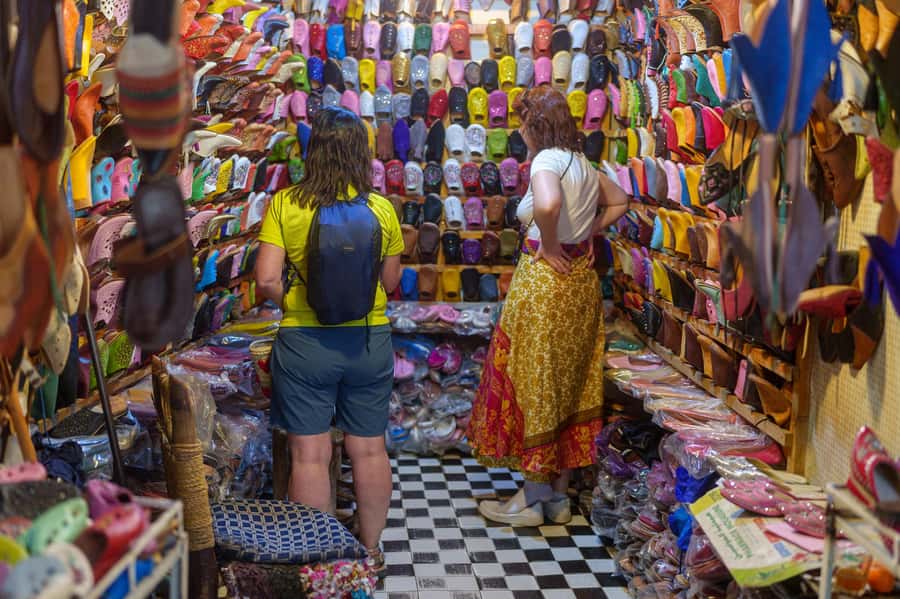 Marrakech: Vibrant Souks, Local Artisans & Medina Experience - Souk El Attarine and the scent of the city