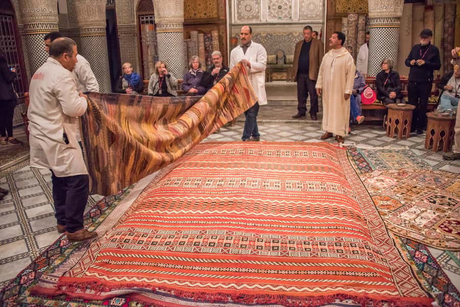 Marrakech: Vibrant Souks, Local Artisans & Medina Experience - Artisan workshops and work passed down