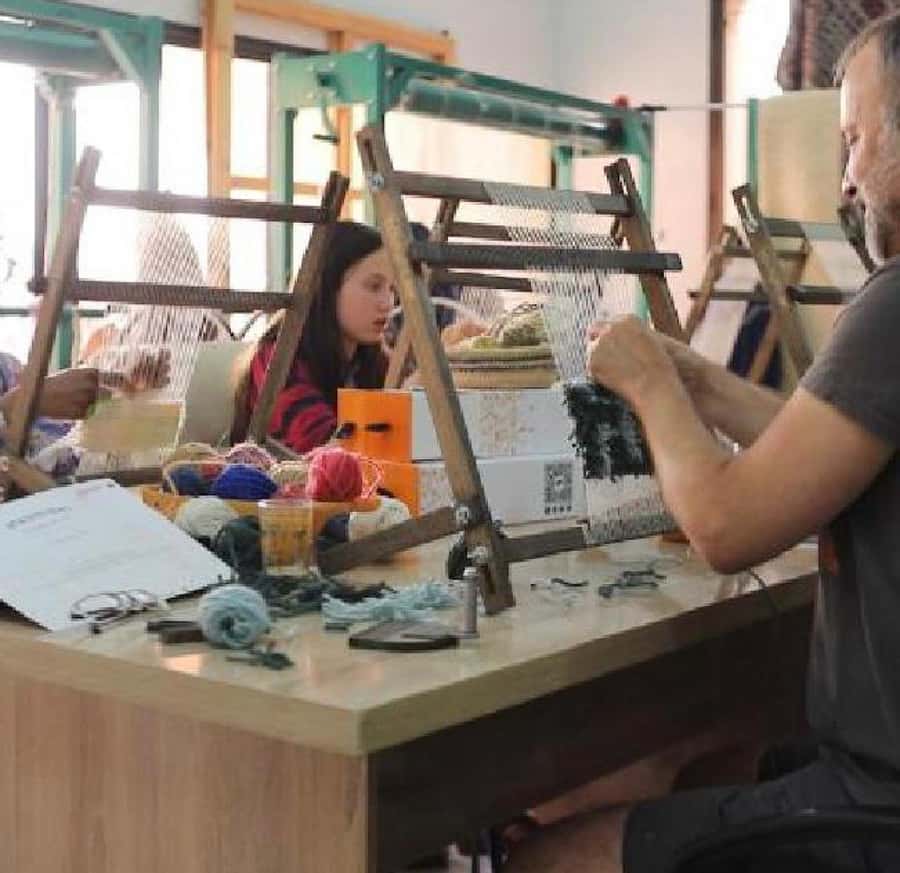 Marrakech: Weave Your Own Moroccan Rug with Love & Transfe - Mint tea, pastries, music, and conversation