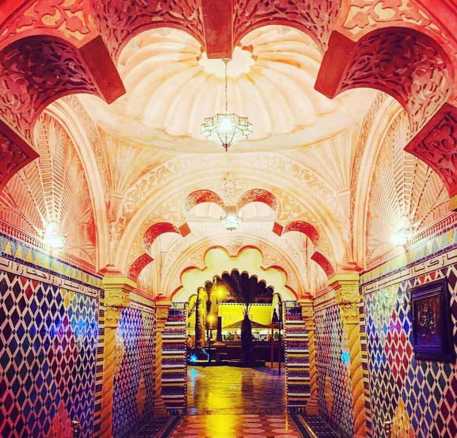 Marrakesh: Fantasia Show & Moroccan Dinner - Pickup after sunset, with a Medina adjustment