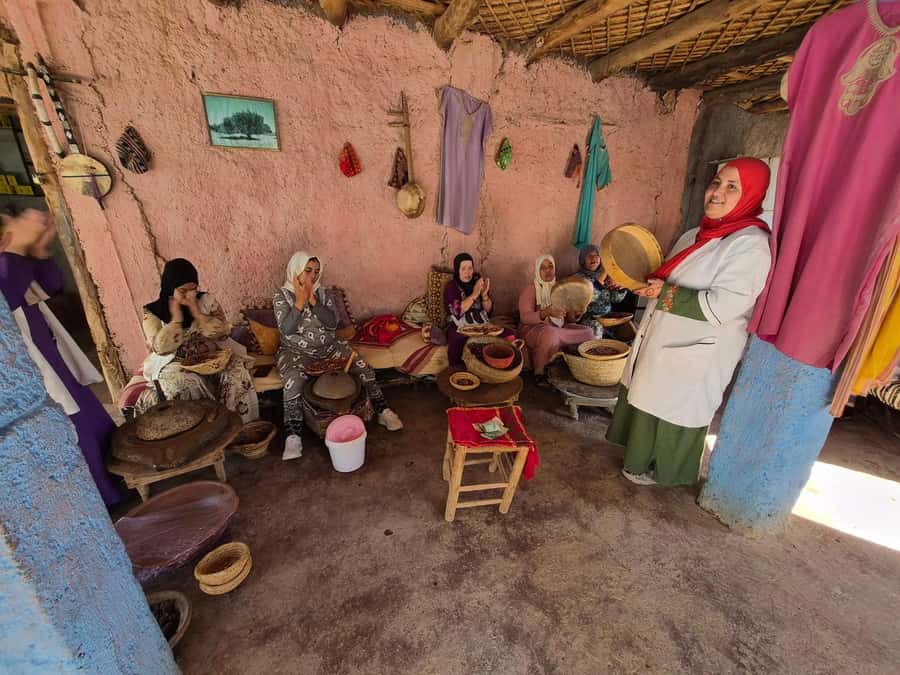 Marrakesh: Ourika Waterfalls, Atlas Mountains, Guide + Lunch - Lunch beside the Ourika River