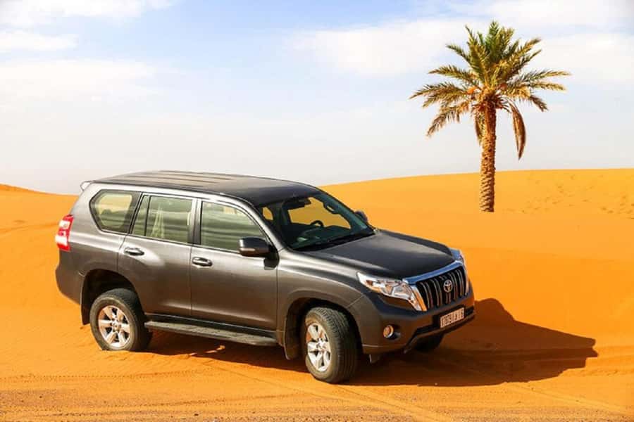 Merzouga 4x4 Desert Tours & Excursions - A look inside a nomad tent