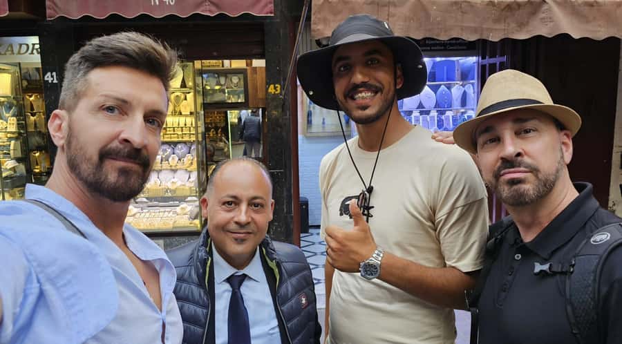 Night Tour of Casablanca with Street Food Tasting - What the food stops may include