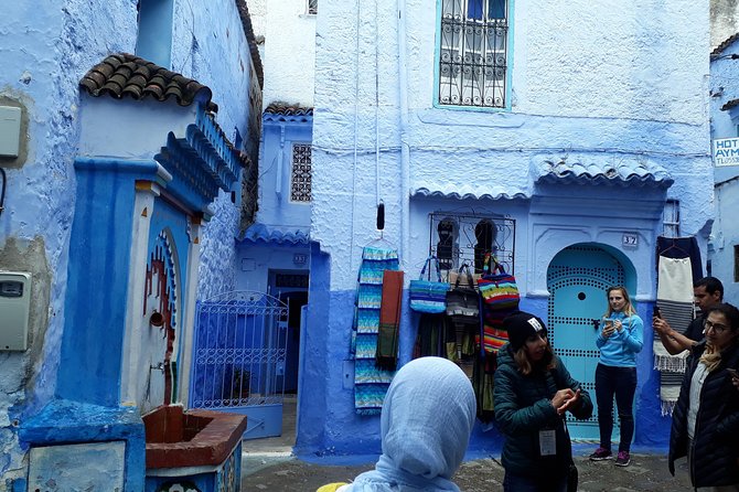 One-Way shared Transfer from Fez to Chefchaouen - Who should book this transfer?