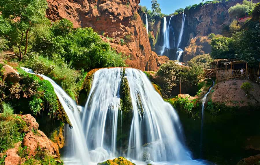 Ouzoud Waterfalls: Majestic Guided Hike and Adventure - Guides, languages, and the feel of the day